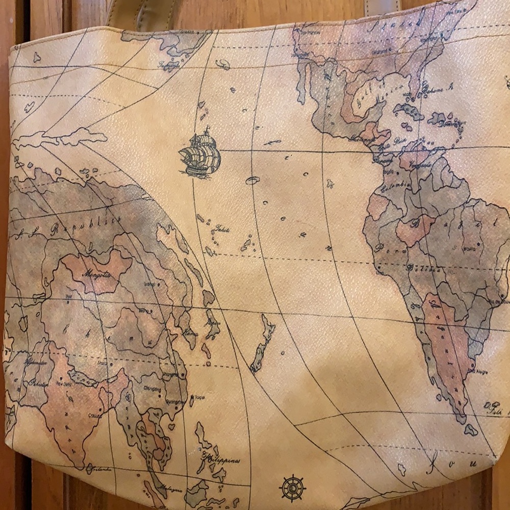 Purse - Picture 2 of 4